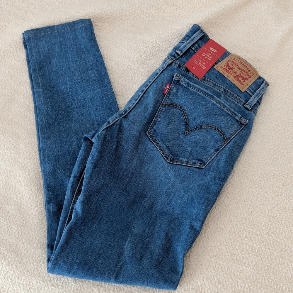 Levi's 710 Super Skinny Jeans